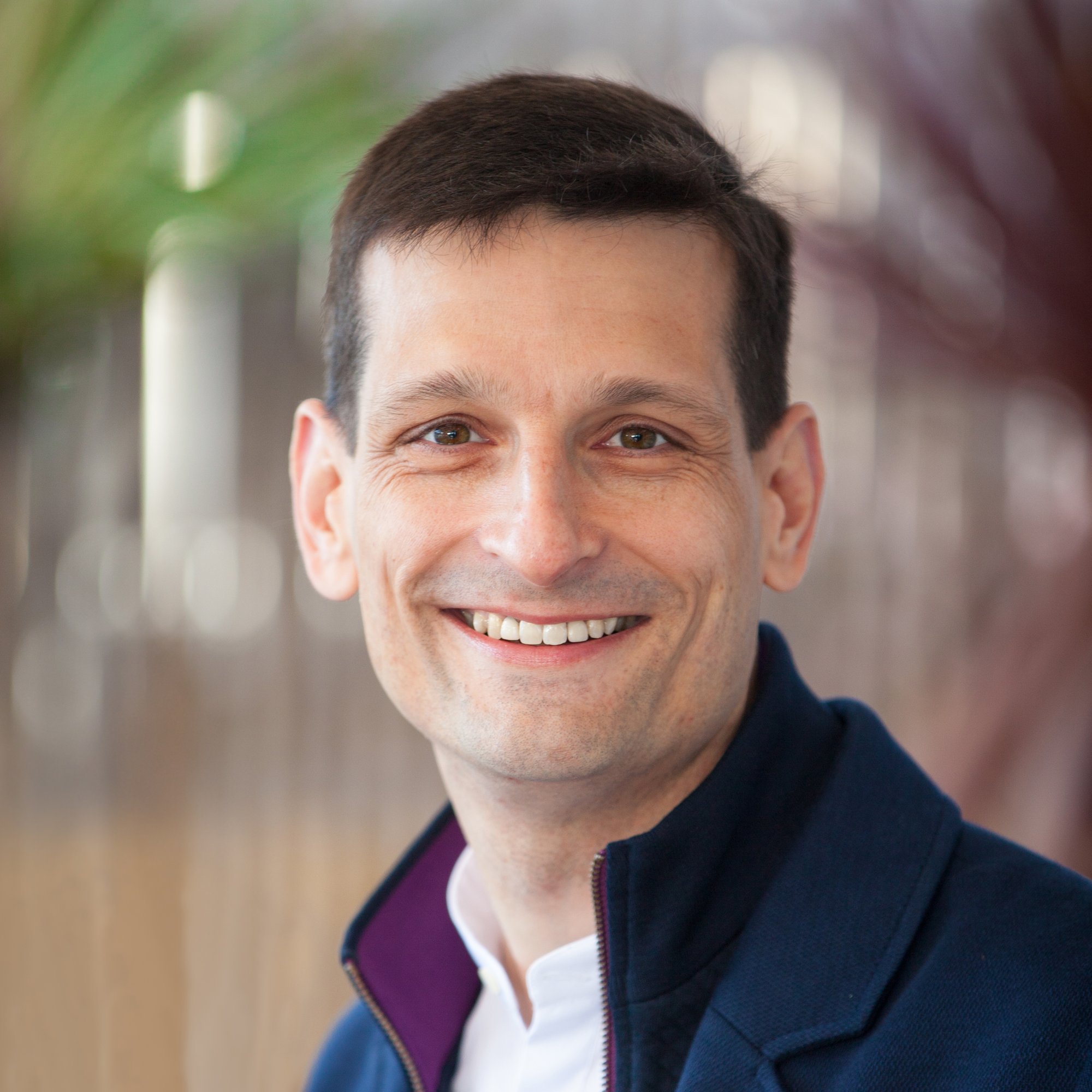 garrett_headshot_2016b garrett_headshot_2016b